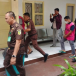 Korupsi Rp 611 Juta Kades Gunung Kaya dan Perangkatnya Ditahan