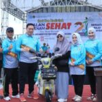 Masyarakat Ikuti Senam Dan Jalan Sehat Bersama Dalam Rangka Memperingati HUT KE-21 Kabupaten OKU Selatan Tahun 2025