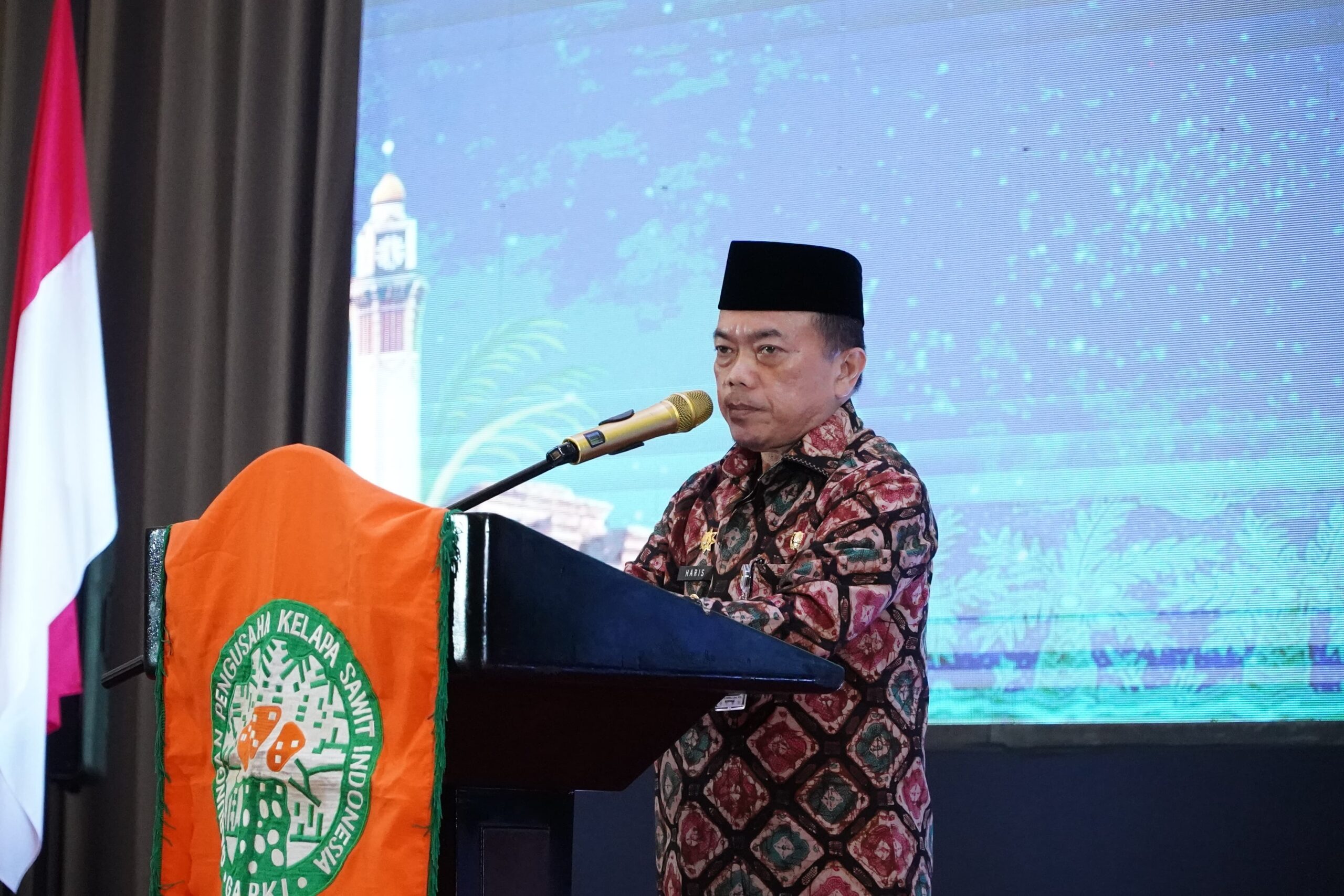 Gubernur Al Haris Upayakan Putus Rantai Produksi CPO Kelapa Sawit