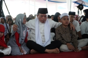 Berbagi Kebahagiaan, Pemprov Jambi Santuni 2.100 Anak Yatim Piatu
