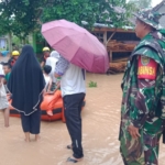 Koramil 424-02/Wonosobo Tanggap Darurat Banjir Tanggamus
