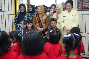 Hj. Hesti Haris dan IAD Jambi Sepakat Perangi Bullying di PAUD