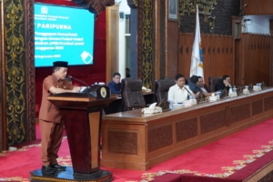 Gubernur Al Haris Jawab Pandangan Fraksi DPRD Soal APBD Perubahan 2025
