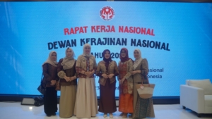 Stone Lumbur Snail Multipurpose Karya Terbaik Nasional Asal Jambi, Hj. Hesti Haris Dorong Pengrajin Terus Berkarya dan Berinovasi
