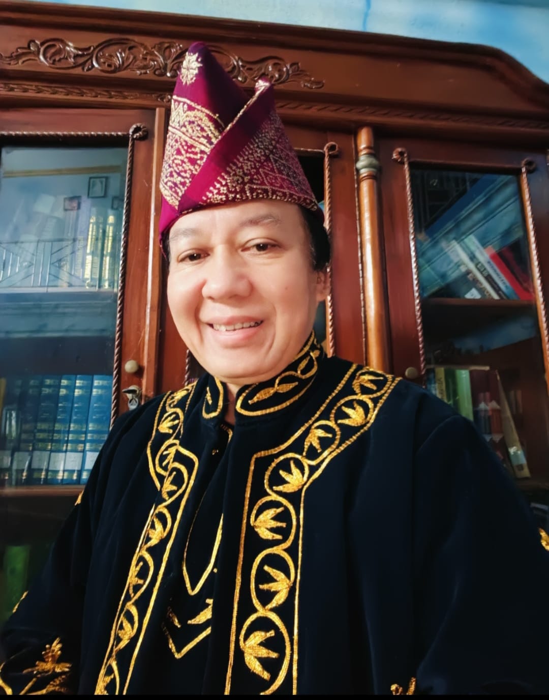 Membangun Masyarakat yang Berkarakter dan Berbudaya: Perspektif Era Global dan Digital Membangun Masyarakat yang Berkarakter dan Berbudaya: Perspektif Era Global dan Digital