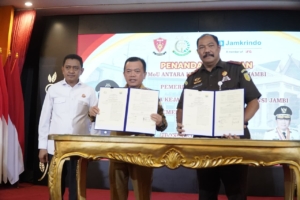 Gubernur Al Haris Bersama Kepala Daerah Se‑Provinsi Jambi dan Kejaksaan Teken MoU Pelaksanaan Pidana Kerja Sosial, Sekaligus Buka Rakor Camat