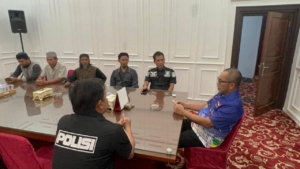 Sekda Sudirman Lepas Keberangkatan Umroh 4 Warga Binaan Satgaswil Jambi Densus 88 AT Polri