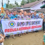 Amanah Ketua DPD IPK Sumut Bastian Panggabean, S.Si, Apt., Sekretaris DPD IPK Sumut Darwin Lubis Pimpin Penyaluran Bantuan Korban Bencana