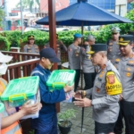 Kapolda Jabar Tinjau Tol Jakarta–Cikampek dan Pos Pengamanan Polres Karawang di Libur Nataru 2025