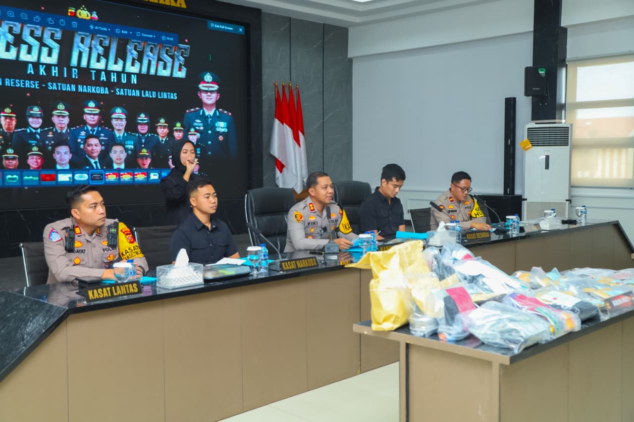 Polres Karawang Umumkan Capaian Akhir Tahun: Kriminalitas Turun, Narkoba dan Laka Lantas Masih Jadi Tantangan
