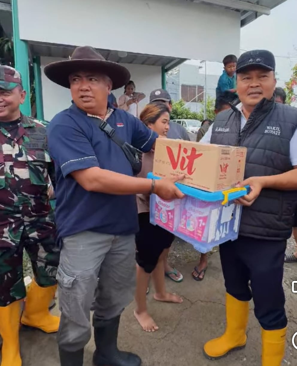 Percepat Penanganan Banjir, Pemkab Karawang Lakukan Kolaborasi Lintas Sektor Percepat Penanganan Banjir, Pemkab Karawang Lakukan Kolaborasi Lintas Sektor