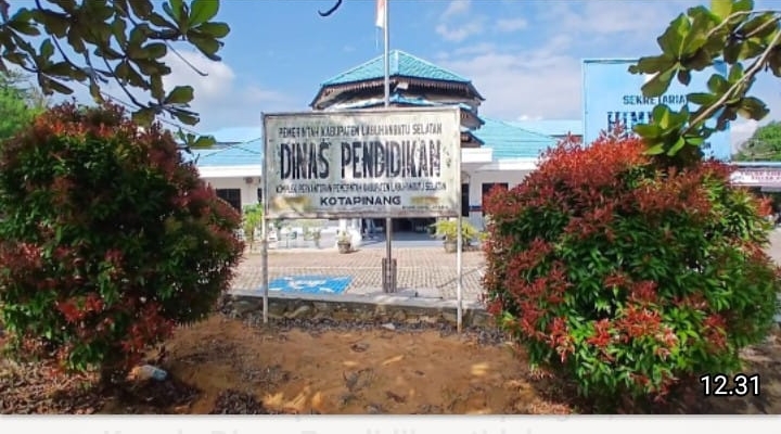 Proyek Pendidikan Disorot!! Kadis Pendidikan dan PUPR Bungkam Soal Dugaan Proyek Sekolah Mangkrak