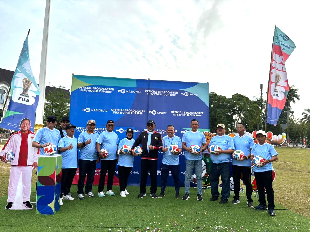 Pemprov Jambi Dukung TVRI Siarkan Piala Dunia 2026, UMKM Dipacu Raup Dampak Ekonomi Pemprov Jambi Dukung TVRI Siarkan Piala Dunia 2026, UMKM Dipacu Raup Dampak Ekonomi
