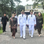 Bupati Sarolangun Hurmin menjelaskan program Dokter Maju yang menghadirkan layanan kesehatan langsung ke rumah warga di Kabupaten Sarolangun.