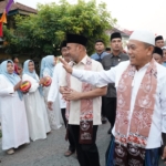 Mengenang H. Hanafi di Masjid Tertua Bungo, Gubernur Al Haris Teguhkan Pembangunan untuk Rakyat