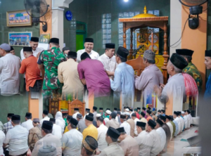 Pemkab Karawang Gelar Tarawih Keliling ke 6