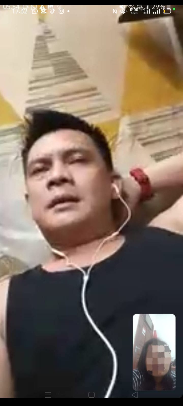 Sidang kasus narkoba 12 kg sabu di Jambi sidang kasus 12 kilogram sabu di jambi dengan terdakwa angga saputra dan gilang yogi