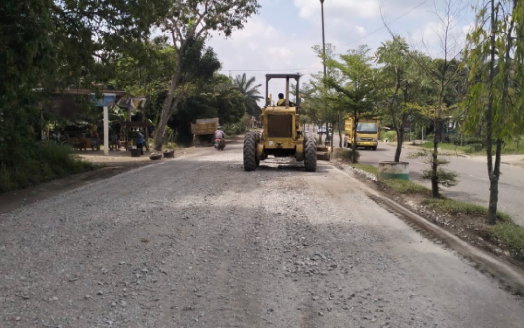 Jalur mudik Jambi 2026 dengan alat berat siaga di titik rawan