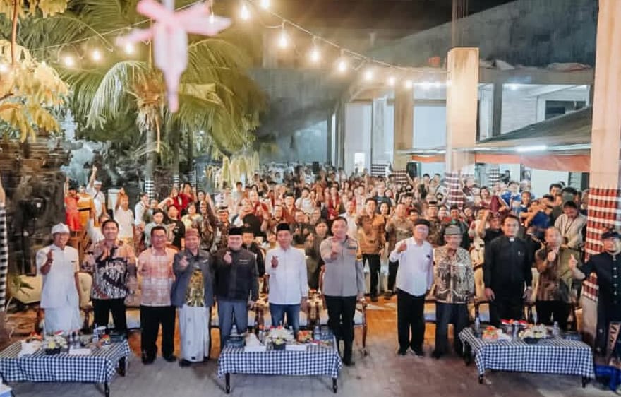 Bupati Aep Hari Raya Nyepi Karawang