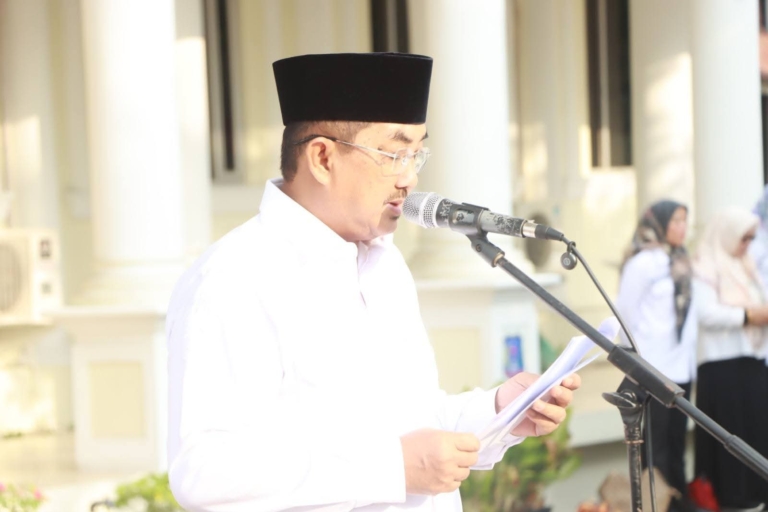 Bupati Anwar Sadat Pimpin Apel Gabungan