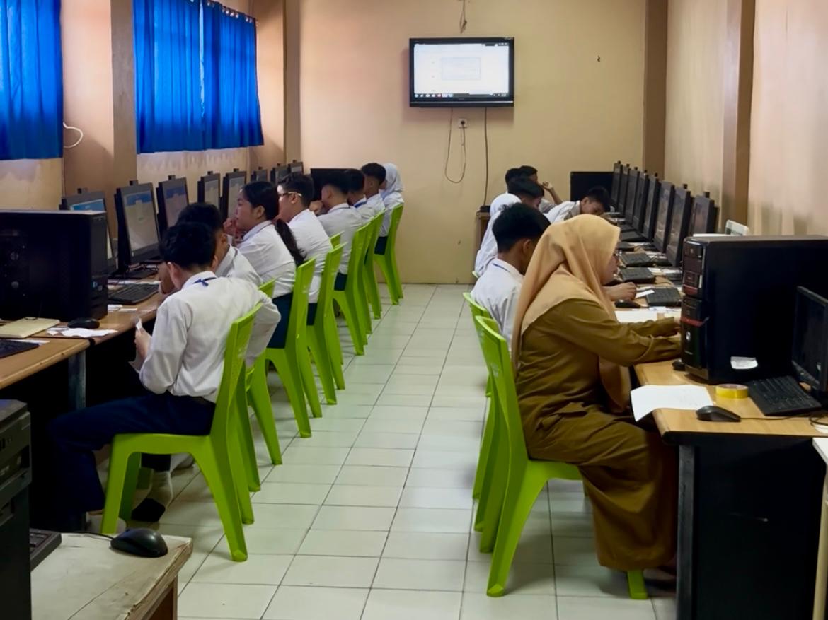 Tes Kompetensi Akademik SMP 2026 di Kota Jambi Ditinjau Langsung Gubernur Al Haris, Dorong Pemerataan Pendidikan Jambi