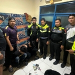 Razia Helm Satlantas Polres Karawang Berujung Tangkap Pengedar Sabu di Bundaran Ciplaz