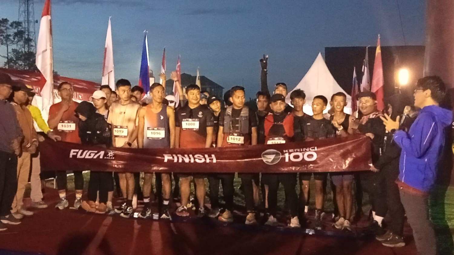 KERINCI 100 2026 MENDUNIA! Ratusan Pelari Dunia Taklukkan Lintasan Ekstrem 21 Km