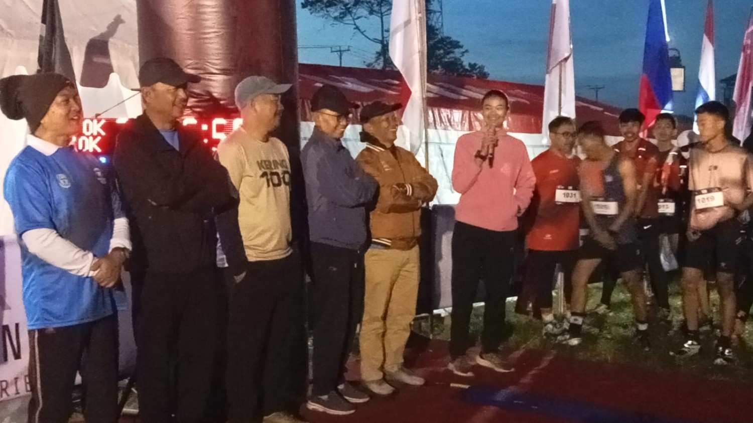 KERINCI 100 2026 MENDUNIA! Ratusan Pelari Dunia Taklukkan Lintasan Ekstrem 21 Km