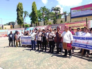 Aksi Damai 3 Marga di Polres Tanggamus