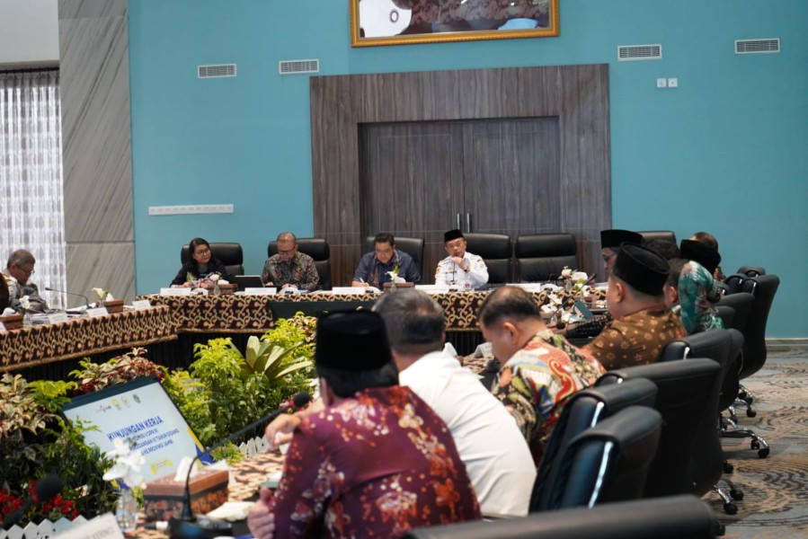 Komisi II DPR RI Bahas BUMD dan Konflik Agraria di Jambi, Gubernur Al Haris Paparkan Strategi Daerah