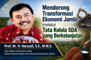 Prof Dr H Haryadi saat memberikan pandangan terkait transformasi ekonomi dan tata kelola SDA di Provinsi Jambi.