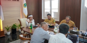 Pemprov Jabar Koordinasi dengan Pemkab Karawang dan Pelaku Usaha terkait Penataan Tambang dan Kabel Udara