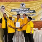 Julianto Aktivis Kepemudaan dan Pengusaha Daftar Calon Ketua Golkar Teluknaga, Siap Kobarkan Semangat Kemenangan