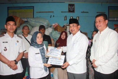 Gubernur Al Haris meninjau lokasi kebakaran di Teluk Nilau