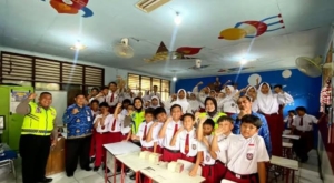 Kegiatan Police Goes To School di SDN Cibodas Tangerang
