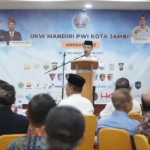 Gubernur Al Haris buka UKW ke-13 di Jambi