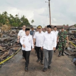Gubernur Al Haris meninjau lokasi kebakaran di Teluk Nilau Tanjung Jabung Barat