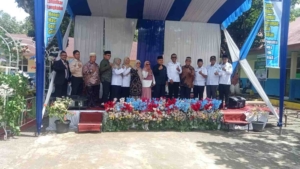 Perpisahan siswa kelas IX SMPN 1 Bonjol dan pelepasan guru purnabakti di Kabupaten Pasaman