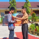 SMPN 1 Padang Gelugur Gelar Perpisahan Siswa Kelas IX dan Guru Purnabakti