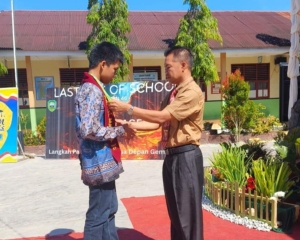 SMPN 1 Padang Gelugur Gelar Perpisahan Siswa Kelas IX dan Guru Purnabakti