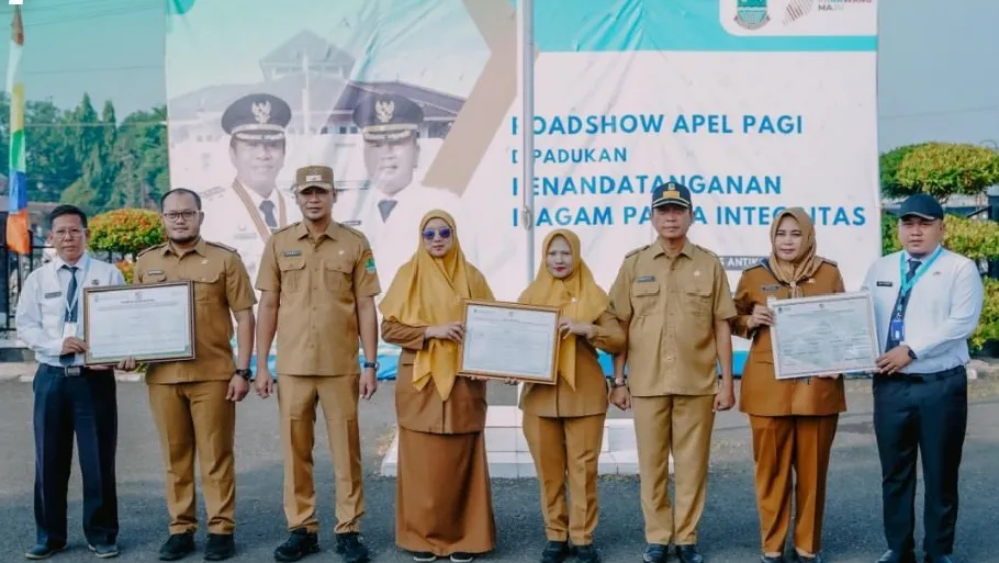 Pakta Integritas ASN Karawang dalam penguatan komitmen pemerintahan bersih dan profesional.