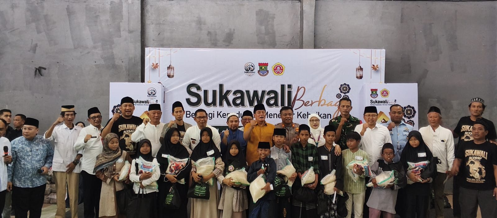 Anak Yatim Adalah Harapan Masa Depan, Bupati Tangerang Apresiasi Kegiatan Sukawali Berbagi Santunan anak yatim piatu