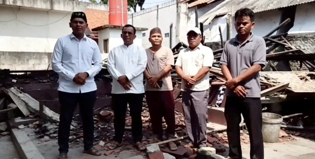 Camat Sukadiri