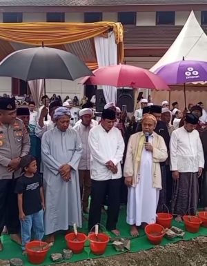Maqbaroh Kasepuhan Al Istiqlalliyah Cilongok