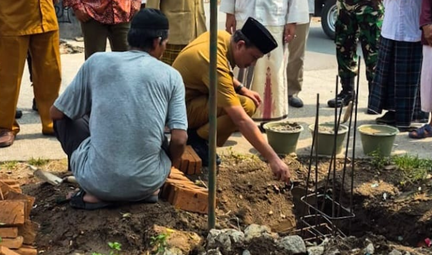 Gapura Raden Cimang