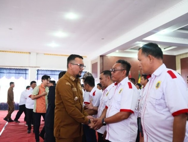 Bupati Fery Sahputra Hadiri Pelantikan KONI Labuhanbatu Selatan 2026–2030, Tegaskan Komitmen Majukan Olahraga Bupati Fery Sahputra menghadiri pelantikan KONI Labuhanbatu Selatan 2026-2030 - NEWS PUBLIK