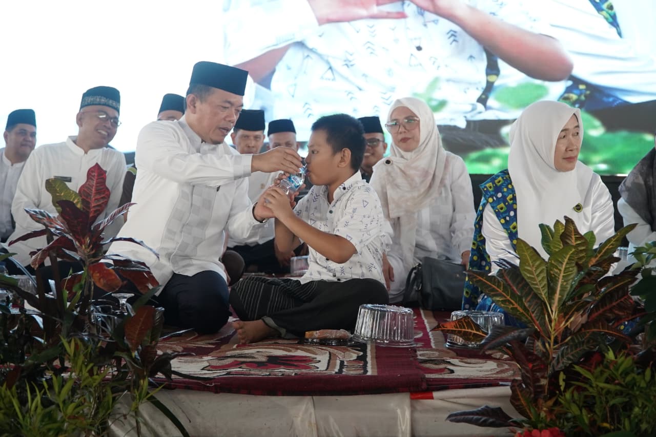Santunan Anak Yatim Jambi