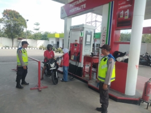 Guna Menjaga Keamanan Wilayah, Polsek Padang Tualang Rutin Melaksanakan Patroli Obyek Vital Pada SPBU