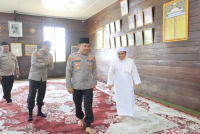 Pererat Silaturahmi dengan Ulama, KA SPN Polda Sumut dan Kapolres Langkat Kunjungi Madrasah Tuan Guru Besilam
