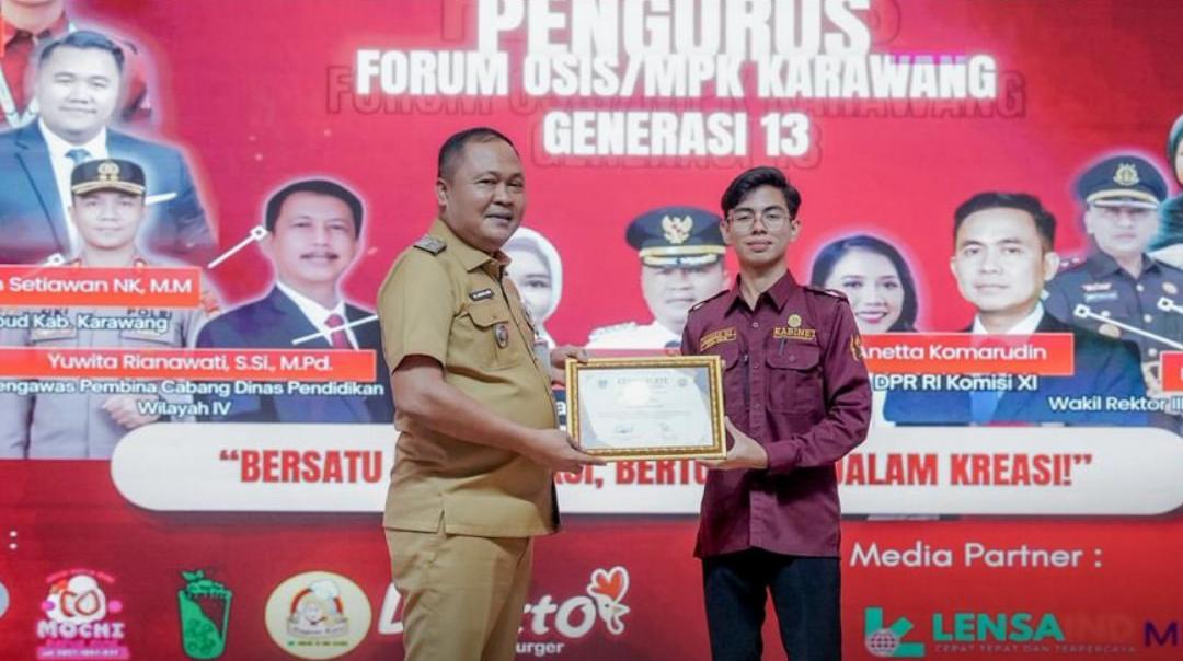 Forum OSIS MPK Karawang Gen 13 Dilantik, Wabup Tantang Kreativitas Forum OSIS MPK Karawang Gen 13